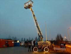 Påfyllning bland bom & saxliftarna
