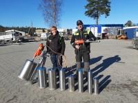 Påfyllning bland betongborrmaskinerna